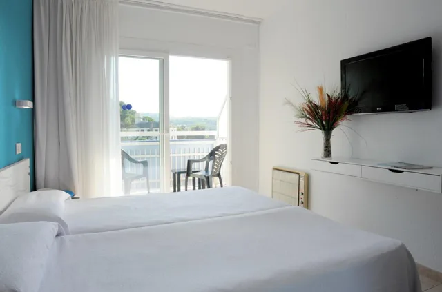 Room, Single, Double Bed, BLUESEA Montevista Hawai 4/9