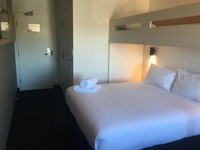 Standard, 1 Queen and 1 Bunk Bed, ibis budget Casula Liverpool 3/10