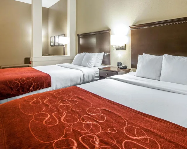 جناح تنفيذي بسريرين كوين، Comfort Suites Marietta Parkersburg 2/4