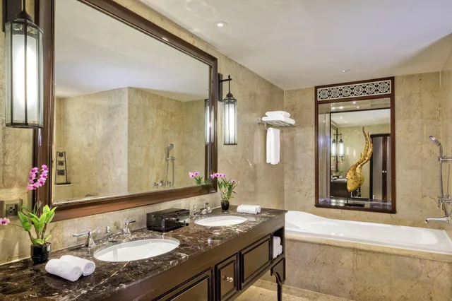 جناح بسرير كينج، THE ATHENEE HOTEL, A LUXURY COLLECTION HOTEL BANGKOK 4/4