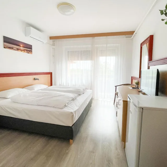 غرفة سوبيريور بسرير مزدوج أو سريرين منفصلين، Tisza Sport Hotel 1/10
