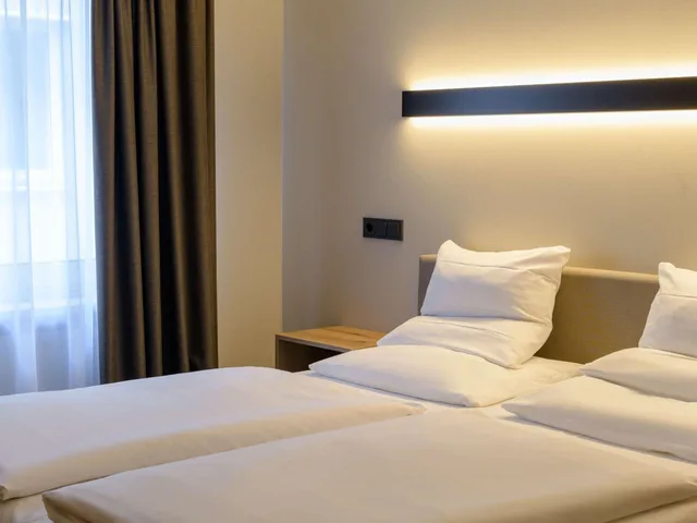 غرفة قياسية بسرير كينج، Mercure Hotel Muenchen Altstadt 9/10