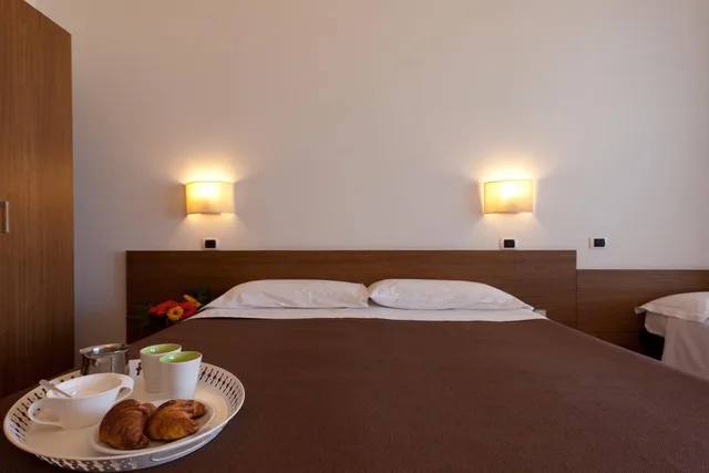 غرفة بشرفة مفردة بسرير مزدوج، Hotel Cristallo Rimini 4/6