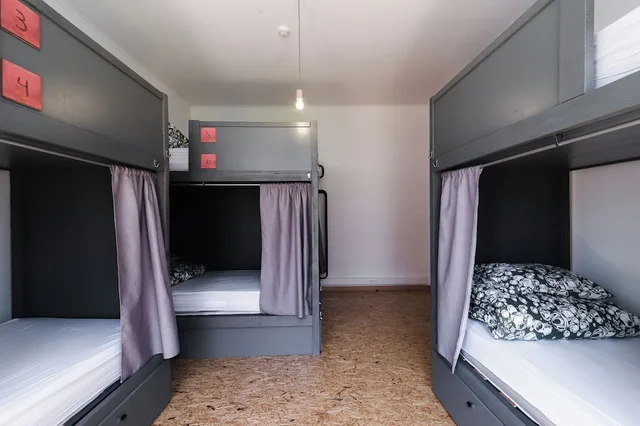 Mixed Dorm, 8 People, 4 Bunk Beds، WOT Patio Social 1/5