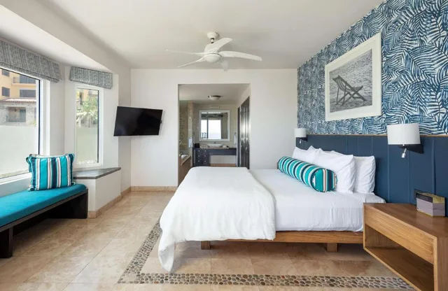 غرفة تنفيذية بسرير كينج بإطلالة على البحر بغرفة نوم واحدة مع أريكة، Corazon Cabo Resort and Spa (ex Cabo Villas Beach Resort and Spa) 2/7