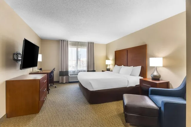 غرفة قياسية بسرير كينج، Comfort Inn and Suites Sikeston I-55 1/8