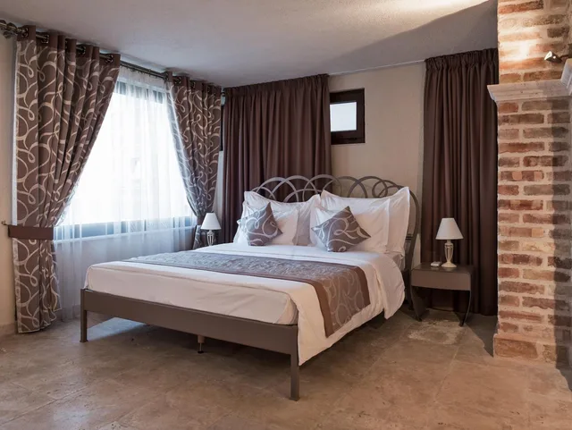 جناح دوبلكس، Hotel Azimut 1/3