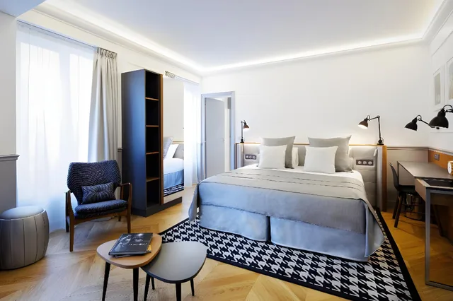 جناح جونيور بسرير كوين بشرفة مع أريكة، Hotel Petit Lafayette 1/1