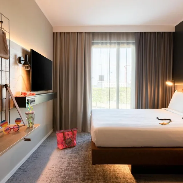 Moxy, Queen Bed، Moxy Paris Val d Europe 5/10