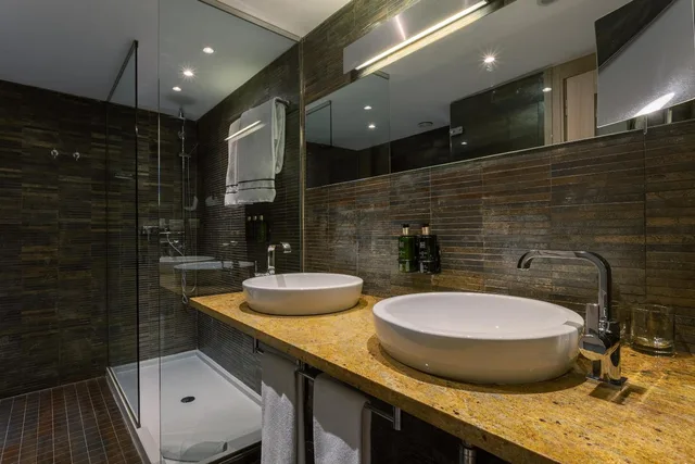 غرفة متصلة بريميوم بسرير كينج، Melia Sevilla Hotel 5/6