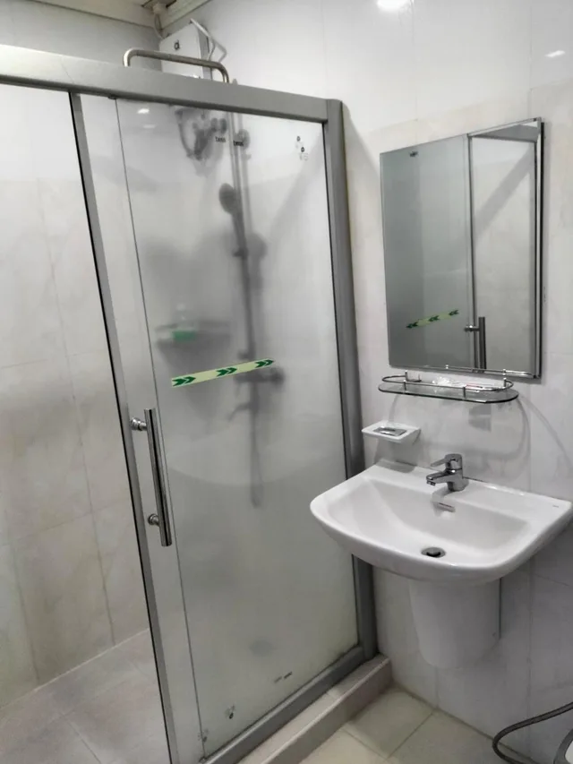 غرفة قياسية بسرير كوين، PJ Inn Hotel 6/8