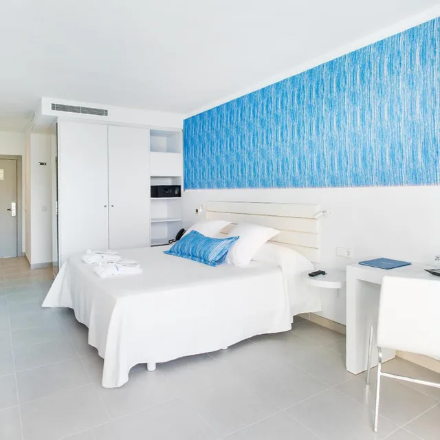 غرفة بريميوم بإطلالة على المسبح، Reverence Life Hotel 3/9