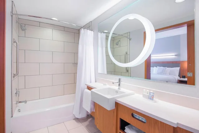 Suite, 2 Queen Beds, Trundle Bed, Accessible, Springhill Suites Wilmington Mayfaire 2/3
