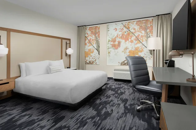 غرفة بسرير كينج بإطلالة على المدينة، Fairfield Inn & Suites by Marriott Nashville Near Vanderbilt 1/10