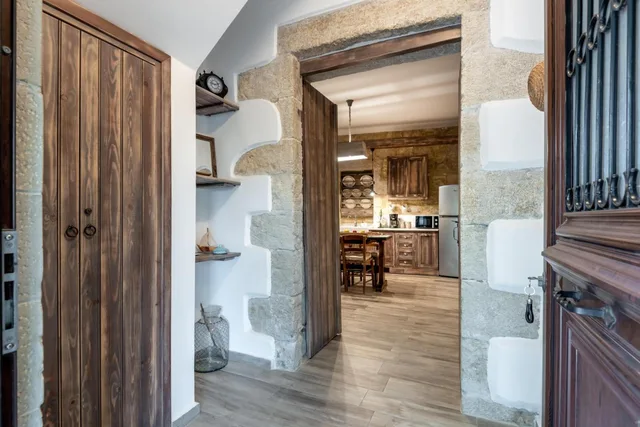 2 Bedrooms, Villa, Villa Aerino 8/8