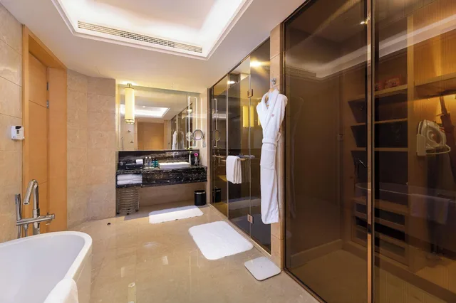 1 Bedroom, Suite, Club Lounge Access, Crowne Plaza Xian 4/4
