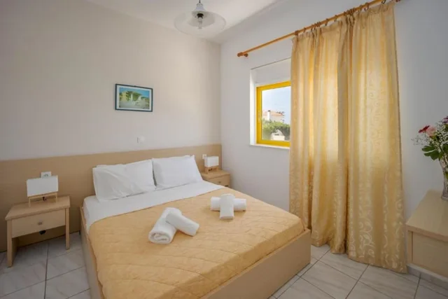 شقة بسرير مزدوج وسرير فردي، Cosmi Apartments by Estia 2/4