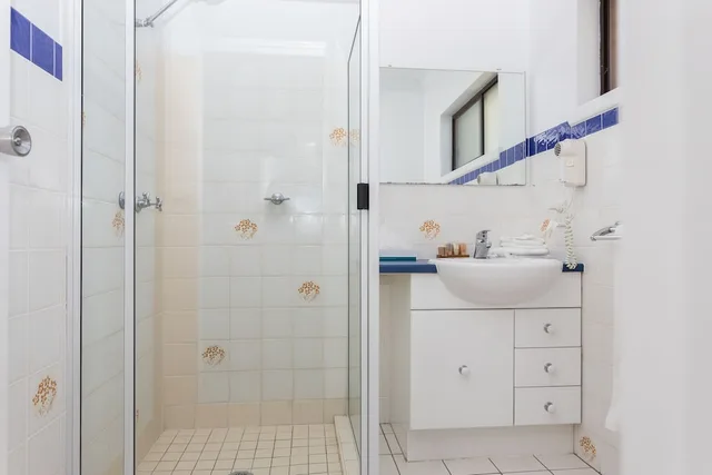غرفة تنفيذية بسرير كوين، West End Motor Lodge 9/10
