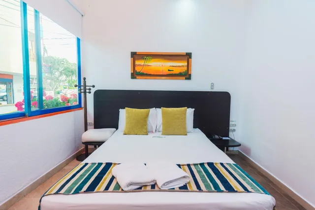 استوديو عائلي، Hotel Guatatur 1/4