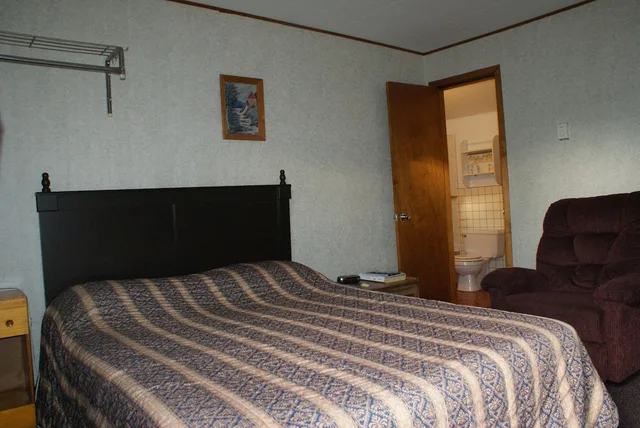 غرفة كومفورت بسرير كوين، Regent Motel 5/10