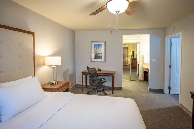 جناح بسرير كينج لذوي الإعاقة، Homewood Suites by Hilton Pensacola Arpt (Cordova Mall Area) 1/4