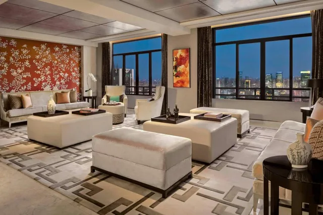 Presidential, Suite, King Bed, Club Lounge Access, Portman Ritz Carlton 1/2