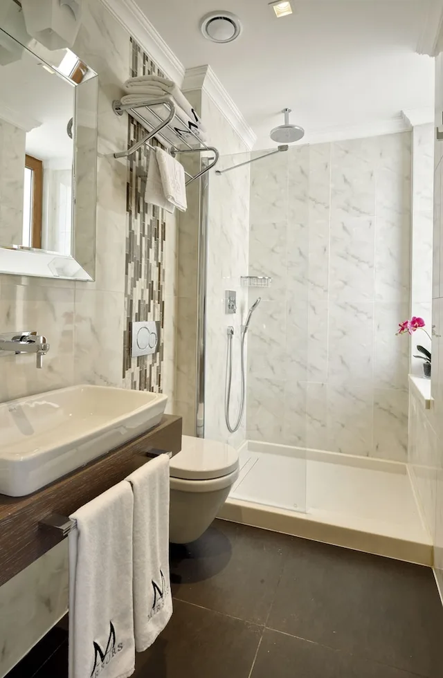غرفة قياسية بسريرين منفصلين، Mirrors Hotel Istanbul Taksim Pera 3/3