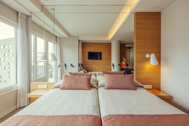 غرفة سوبيريور ثلاثية بشرفة، Park Hotel Barcelona 5/7