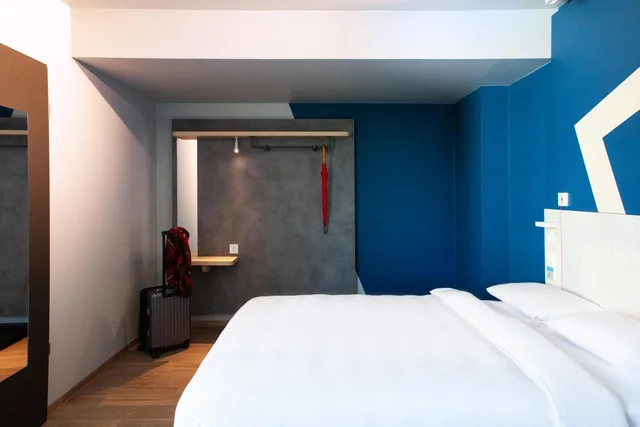 غرفة قياسية بسرير كوين لذوي الإعاقة، ibis budget Hotel Berlin Airport 1/1