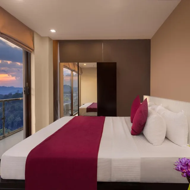 جناح رئاسي، View 360 5/8