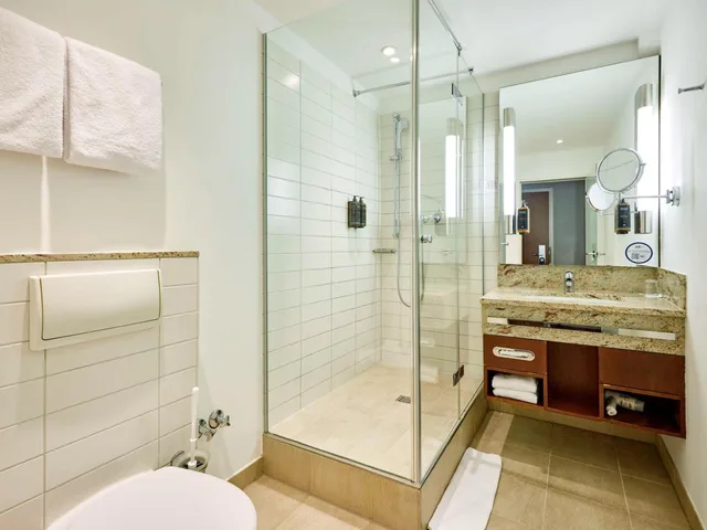 Superior, Suite, Mercure Hotel Dusseldorf City Center 7/10