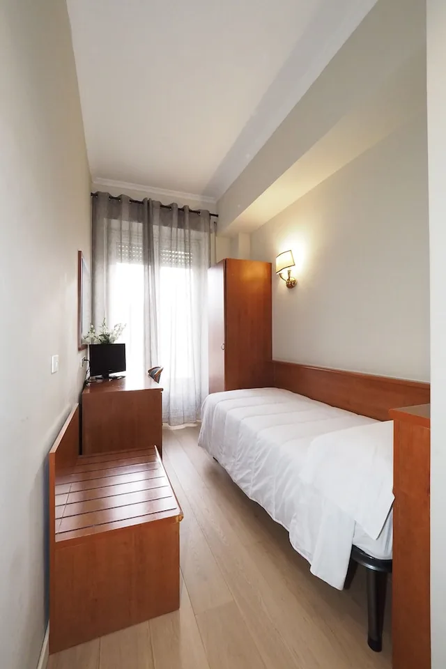 غرفة مفردة، Hotel Laura 10/24