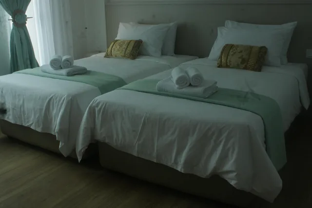 غرفة سوبيريور بسريرين منفصلين، Citi Hotel 1/2