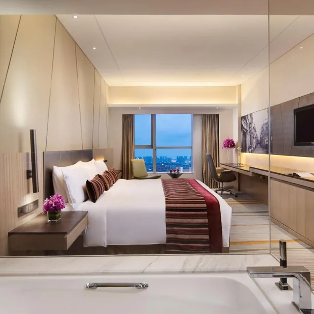غرفة ديلوكس بسرير مزدوج، Radisson Blu Shanghai Pudong Jinqiao 3/4