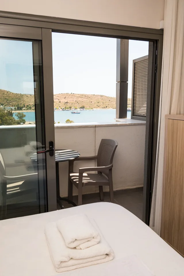 Standard, Double Bed, Sea View, M Suite Hotel 5/10