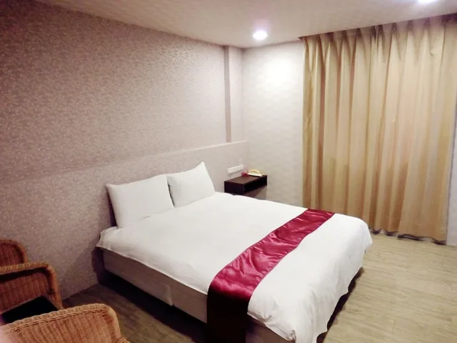 Standard, Double Bed, Everyday Hot Spring Hotel 2/4