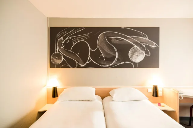 غرفة بسريرين منفصلين، ibis Tours Centre Gare 3/10