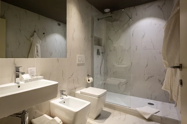 جناح جونيور بسرير كوين مع أريكة، Hnn Luxury Suites 6/7
