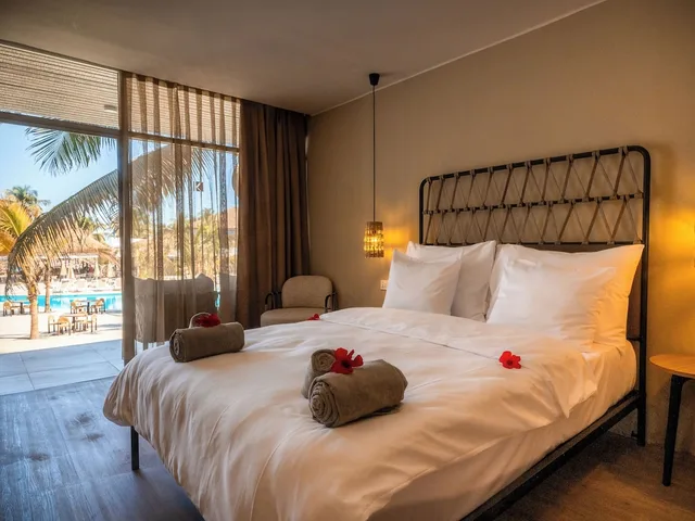 غرفة بريميوم بسريرين منفصلين بإطلالة على المسبح، Kombo Beach Resort 2/10