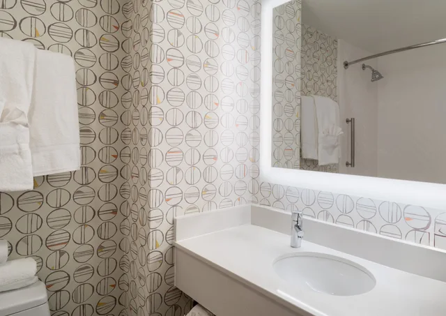غرفة بسريرين مزدوجين، Holiday Inn New York City Wall Street 3/3