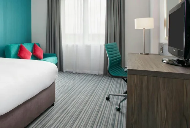 غرفة عائلية، Leonardo Hotel Belfast 1/5