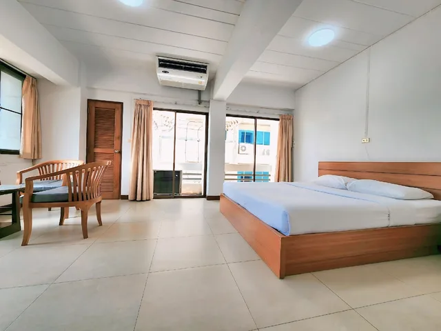 غرفة غراند بسرير كينج، Siam Palace Hotel 2/3