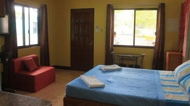 شقة بسرير كوين بشرفة، Nickles Park Resort And Apartments 7/10