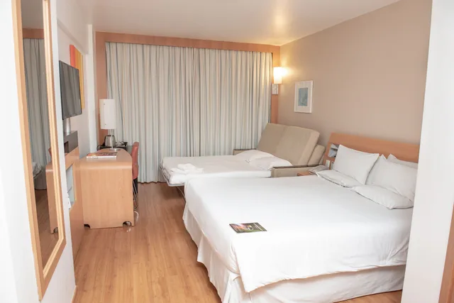 غرفة سوبيريور بسرير مزدوج مع أريكة، Novotel RJ Santos Dumont 9/10