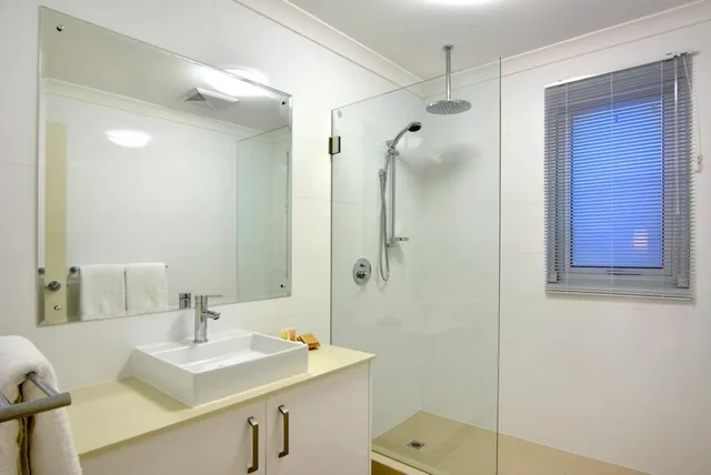 لوفت بسريرين كينج بغرفتي نوم، BUNBURY SEAVIEW APARTMENTS 6/8