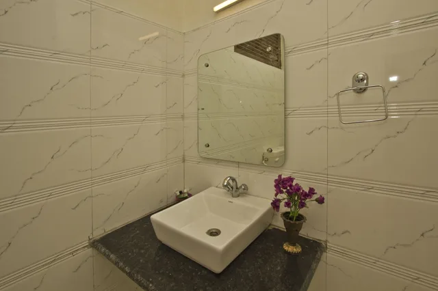 1 Bedroom, Superior, Studio, Single Bed, Mountain View, Smoking, Hotel Sitara International 5/5