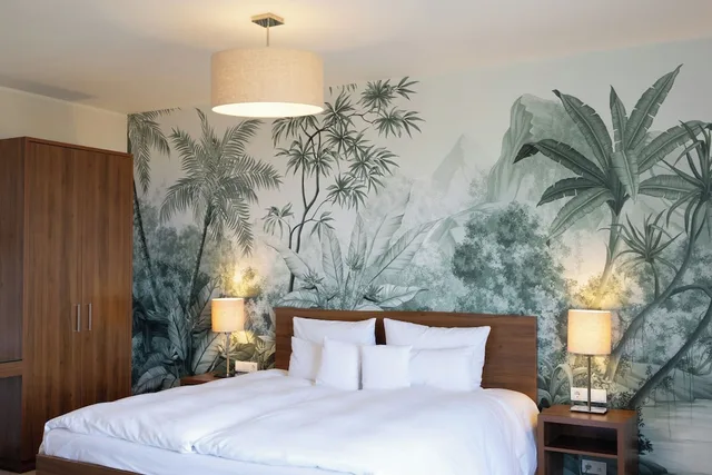 Suite, King Bed, THE GRAND Ahrenshoop 1/7