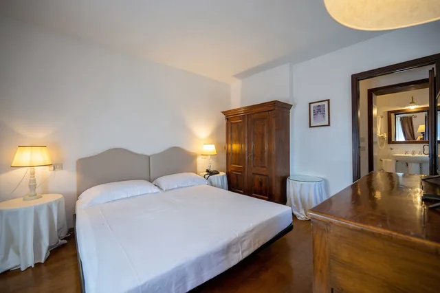 Family, Queen and Twin Beds, Old Village، Castello Di Montegridolfo Spa Resort 4/10