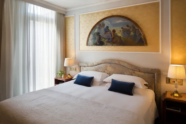 جناح بسرير كينج وسريرين منفصلين، Starhotels Du Parc 3/11
