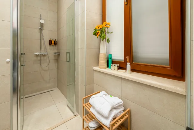 غرفة قياسية بسرير مزدوج بشرفة، Boutique Villa Filaus 6/6